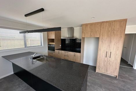 Photo of property in 32 Armitage Road, Wellsford, 0900
