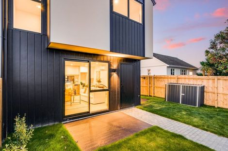 Photo of property in 1/1 Huia Street, Riccarton, Christchurch, 8041