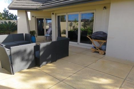 Photo of property in 2 Oldfield Court, Huntington, Hamilton, 3210