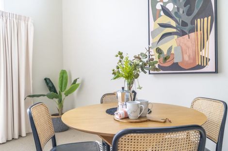 Photo of property in 5/9 Broderick Road, Johnsonville, Wellington, 6037