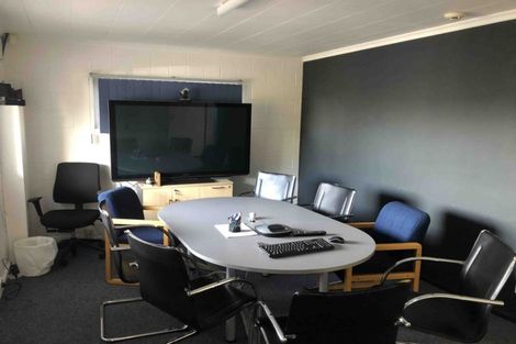Photo of property in 100 Liardet Street, New Plymouth, 4310