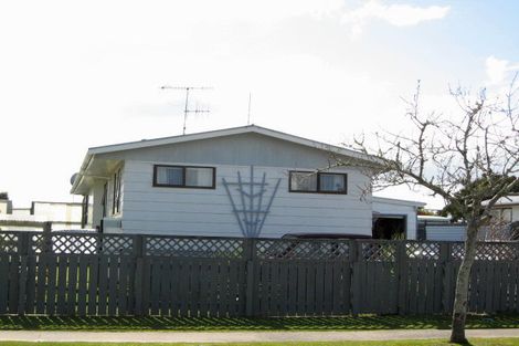 Photo of property in 20 Farnworth Crescent, Whakatane, 3120