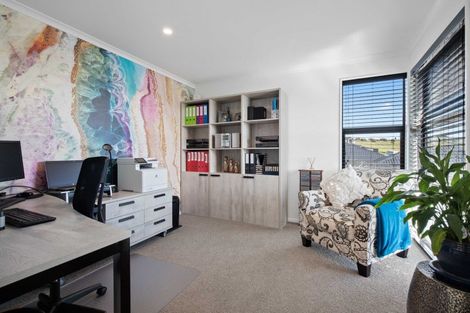 Photo of property in 124 Lisle Farm Drive, Pukekohe, 2120