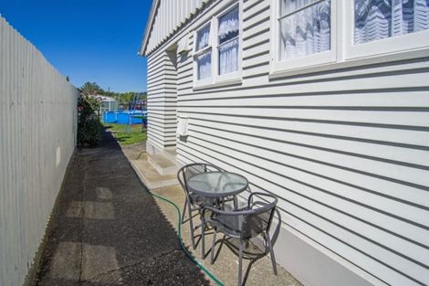 Photo of property in 11 Mcgregor Crescent, Masterton, 5810