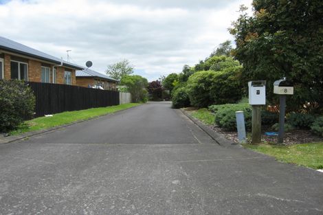 Photo of property in 8 Landon Place, Pukekohe, 2120