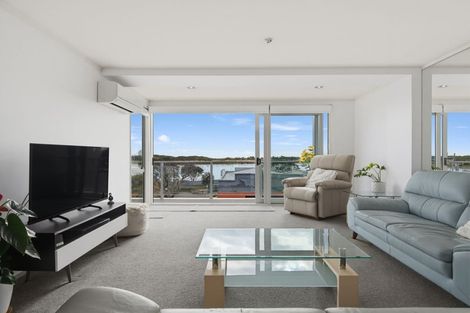 Photo of property in Quayside Apartments, 212/11 George Street, Whakatane, 3120
