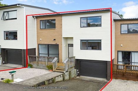 Photo of property in 4/2 Swan Hill Drive, Glen Eden, Auckland, 0602