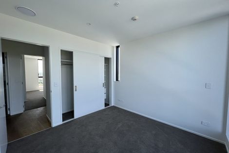 Photo of property in 1 Buscomb Avenue, Henderson, Auckland, 0610