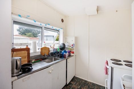 Photo of property in 31 Mcgiffert Street, Palmerston North, 4410