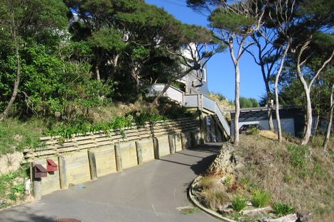 Photo of property in 2a Reserve Road, Plimmerton, Porirua, 5026