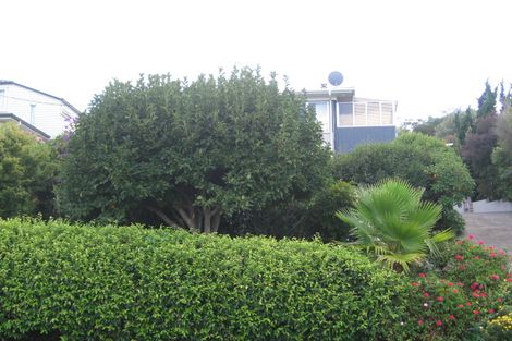 Photo of property in 23 Jellicoe Road, Murrays Bay, Auckland, 0630