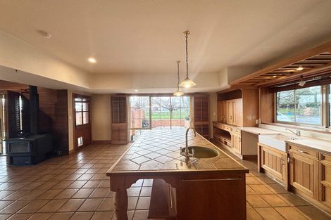 Photo of property in 118 Waimakariri Road, Harewood, Christchurch, 8051