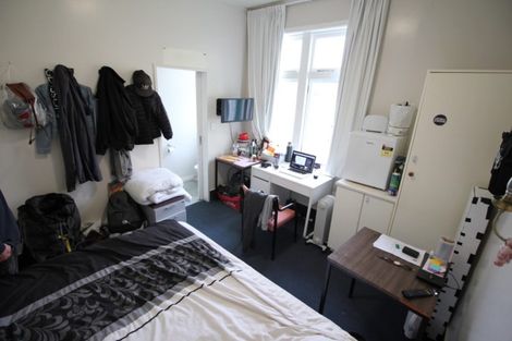 Photo of property in Carillion/the Knoll, 33 Thompson Street, Mount Cook, Wellington, 6011