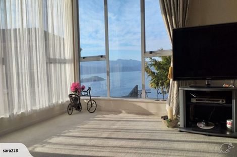 Photo of property in 2b Sunhaven Drive, Newlands, Wellington, 6037