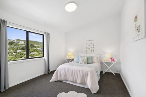 Photo of property in 29a Thurleigh Grove, Karori, Wellington, 6012