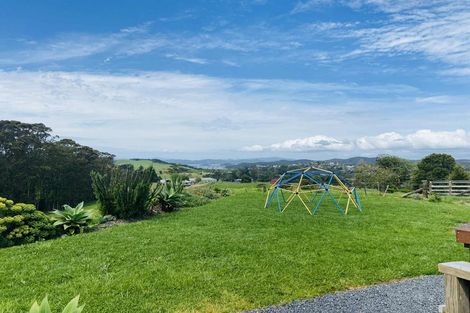 Photo of property in 157 Tui Glen Road, Haruru, 0204