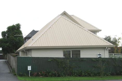 Photo of property in 93 Sturges Road, Henderson, Auckland, 0612