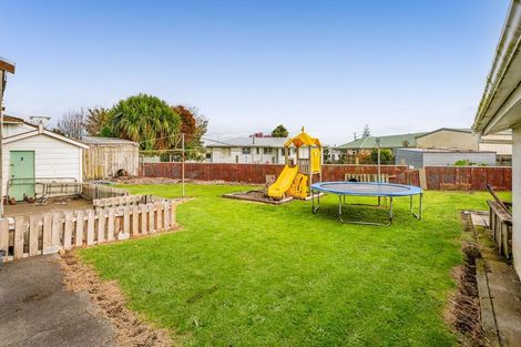 Photo of property in 5 Turuturu Road, Hawera, 4610