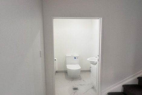 Photo of property in 14a Sunlands Drive, Manurewa, Auckland, 2102