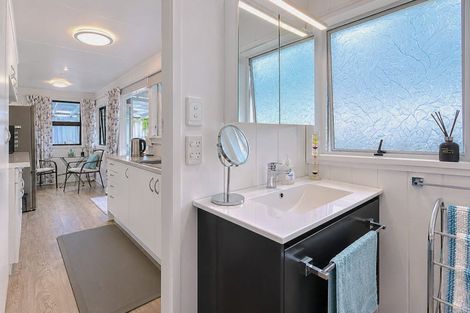 Photo of property in 10 Tatahi Street, Te Puru, Thames, 3575