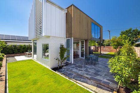 Photo of property in 51 Jeffreys Road, Bryndwr, Christchurch, 8052