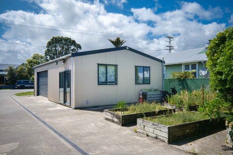 Photo of property in 42 Peel Street, Westport, 7825