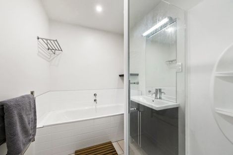 Photo of property in Altar Apartments, 61/120u Rintoul Street, Newtown, Wellington, 6021