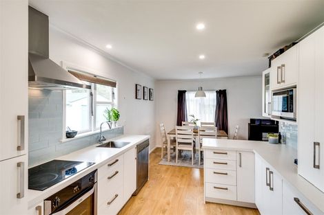 Photo of property in 12 Chester Street, Taradale, Napier, 4112