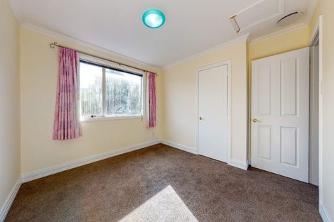 Photo of property in 24 Saunders Close, Whitby, Porirua, 5024