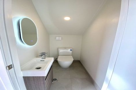 Photo of property in 21 Tahingamanu Road, Hobsonville, Auckland, 0616