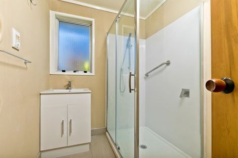 Photo of property in 59 Rehia Road, Massey, Auckland, 0614