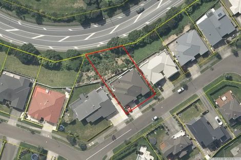 Photo of property in 3 Greenstone Place, Aotea, Porirua, 5024