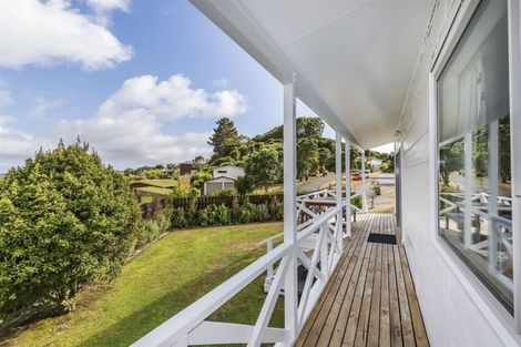 Photo of property in 88 Mercury Way, Whitby, Porirua, 5024
