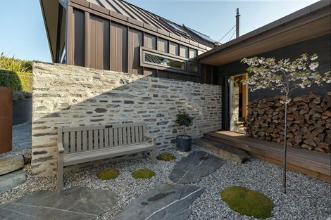 Photo of property in 39 Mcadam Drive, Jacks Point, Queenstown, 9371