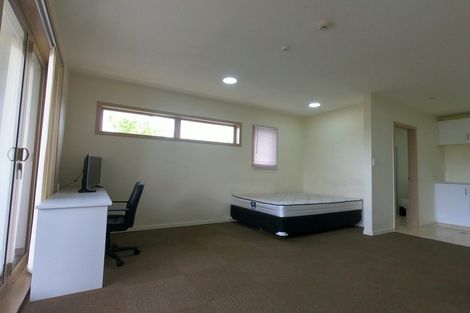 Photo of property in 2 Greensboro Street, Hamilton East, Hamilton, 3216