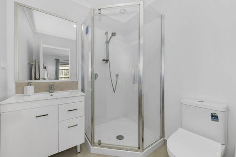 Photo of property in 13 Kapowai Boulevard, Takanini, 2112