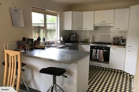 Photo of property in 60u3 Pirie Street, Mount Victoria, Wellington, 6011