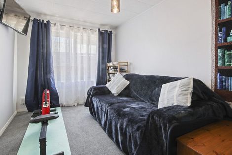 Photo of property in 140 Hay Street, Bromley, Christchurch, 8062