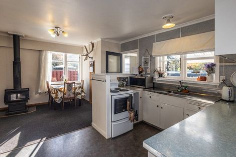 Photo of property in 7 Wilson Road, Hunterville, 4730