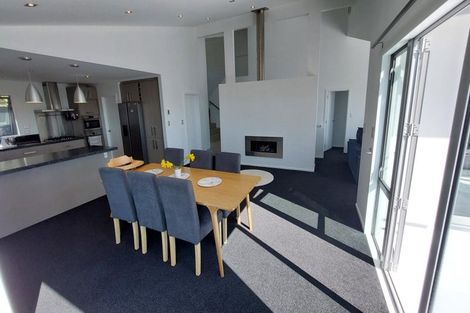 Photo of property in 12 Mandalay Lane, Redcliffs, Christchurch, 8081