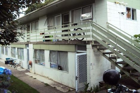 Photo of property in 56 Memorial Drive, Hamilton East, Hamilton, 3216
