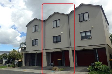 Photo of property in 4 Opito Way, East Tamaki, Auckland, 2013