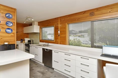 Photo of property in 1 Rockview Place, Mount Pleasant, Christchurch, 8081