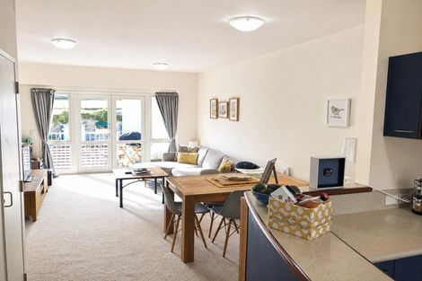 Photo of property in Luxford Villas, 201/72 Herald Street, Berhampore, Wellington, 6023