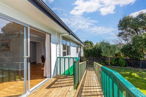 Photo of property in 42b Hicks Close, Whitby, Porirua, 5024