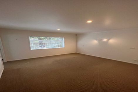 Photo of property in 4a Forest Glen, Orewa, 0931