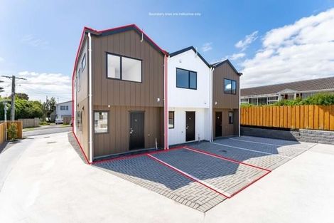 Photo of property in 8/67 Royal View Road, Te Atatu South, Auckland, 0610