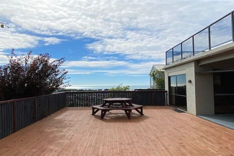 Photo of property in 12 Oakleigh Crescent, Oamaru North, Oamaru, 9400