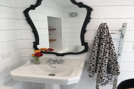 Photo of property in 3 Stafford Street, Mount Victoria, Wellington, 6011