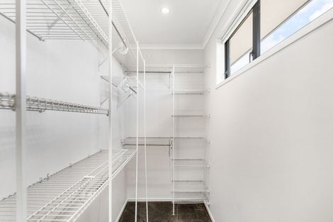 Photo of property in 15 Pyne Crescent, Pokeno, 2402